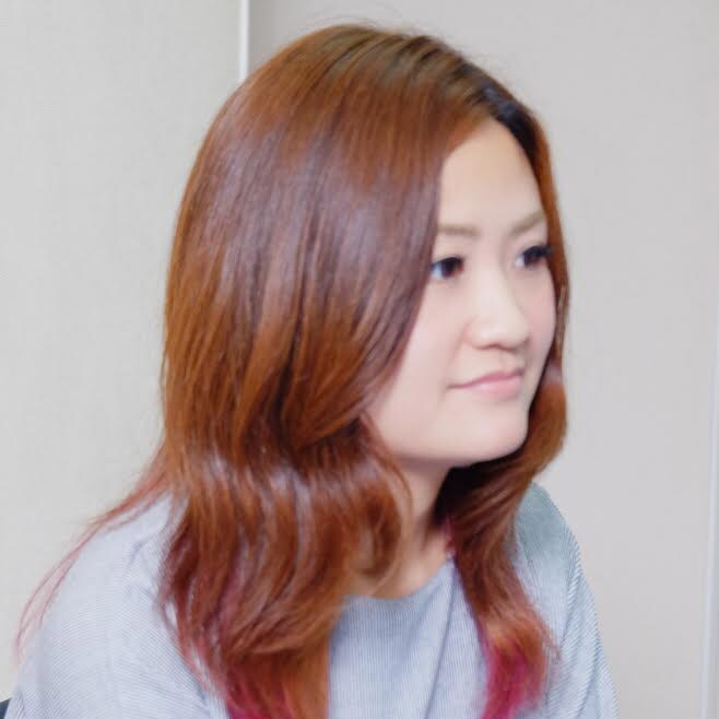 Jo 表示 BTEC 課程助她由化妝興趣班導師,晉升成為專業美容化妝導師,向開辦美容學校夢想走近一步。